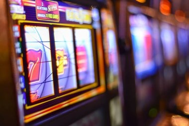 sitoto live-dealer blackjack table on mobile with multi-camera view